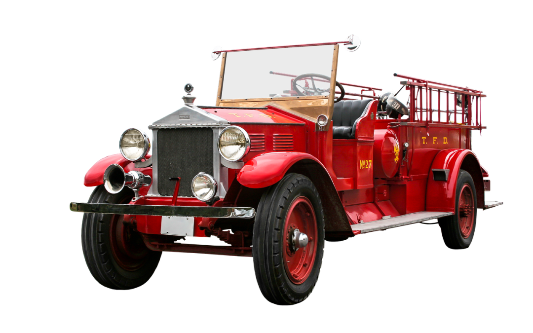 Dinas Damkar Sukamara Tangani Pohon Tumbang di Jalan Protokol